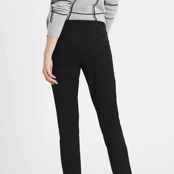 Banana Republic Skinny Sloan Pant size 4P Black - Picture 3 of 8